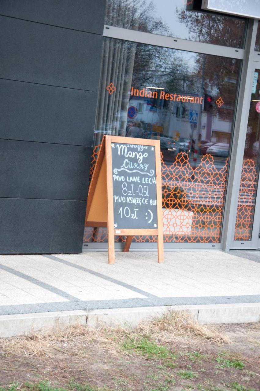 Apartament Cybernetyki Mokotów Varsovia Exterior foto