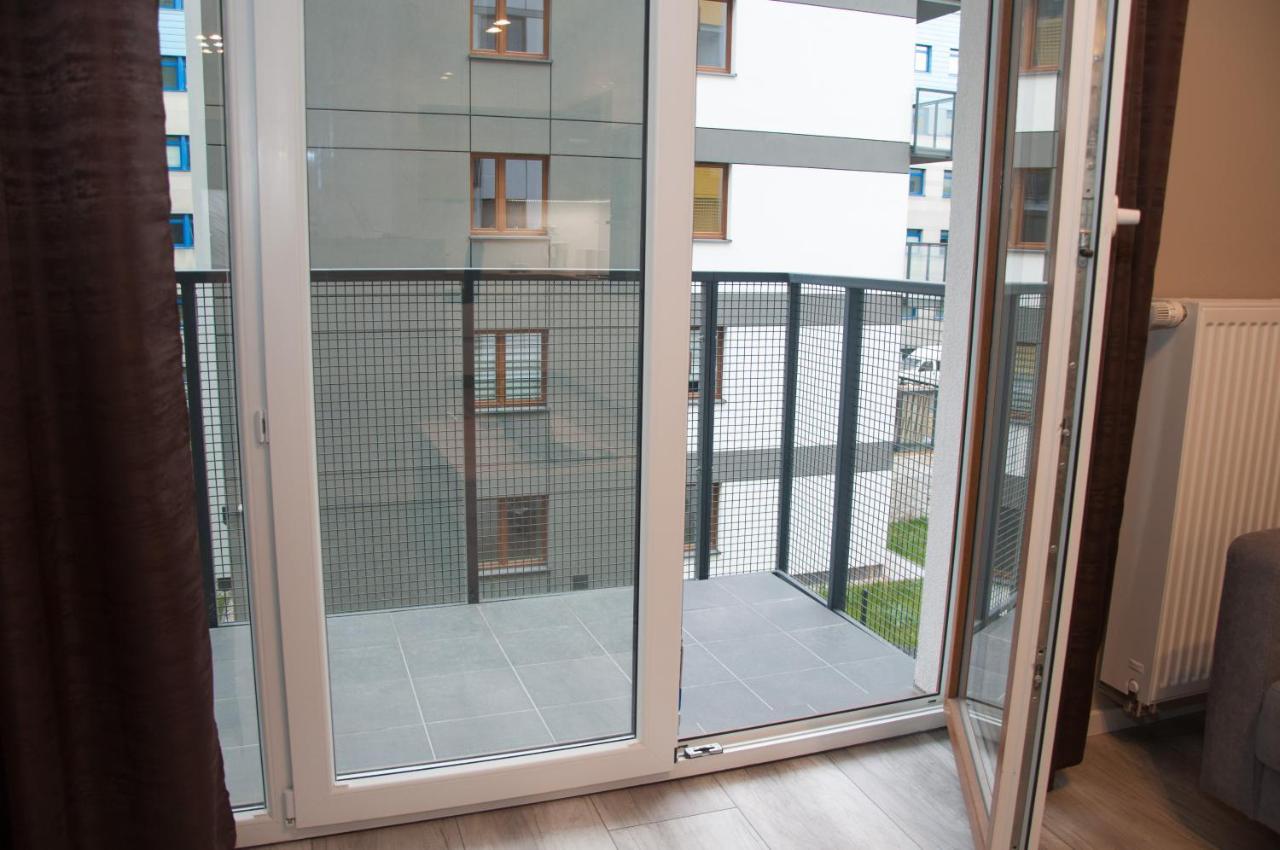 Apartament Cybernetyki Mokotów Varsovia Exterior foto